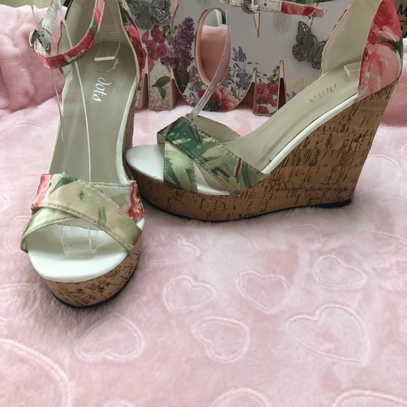 Dots Celia Mid Wedge platform Open Toe Sandal - Picture 1 of 5